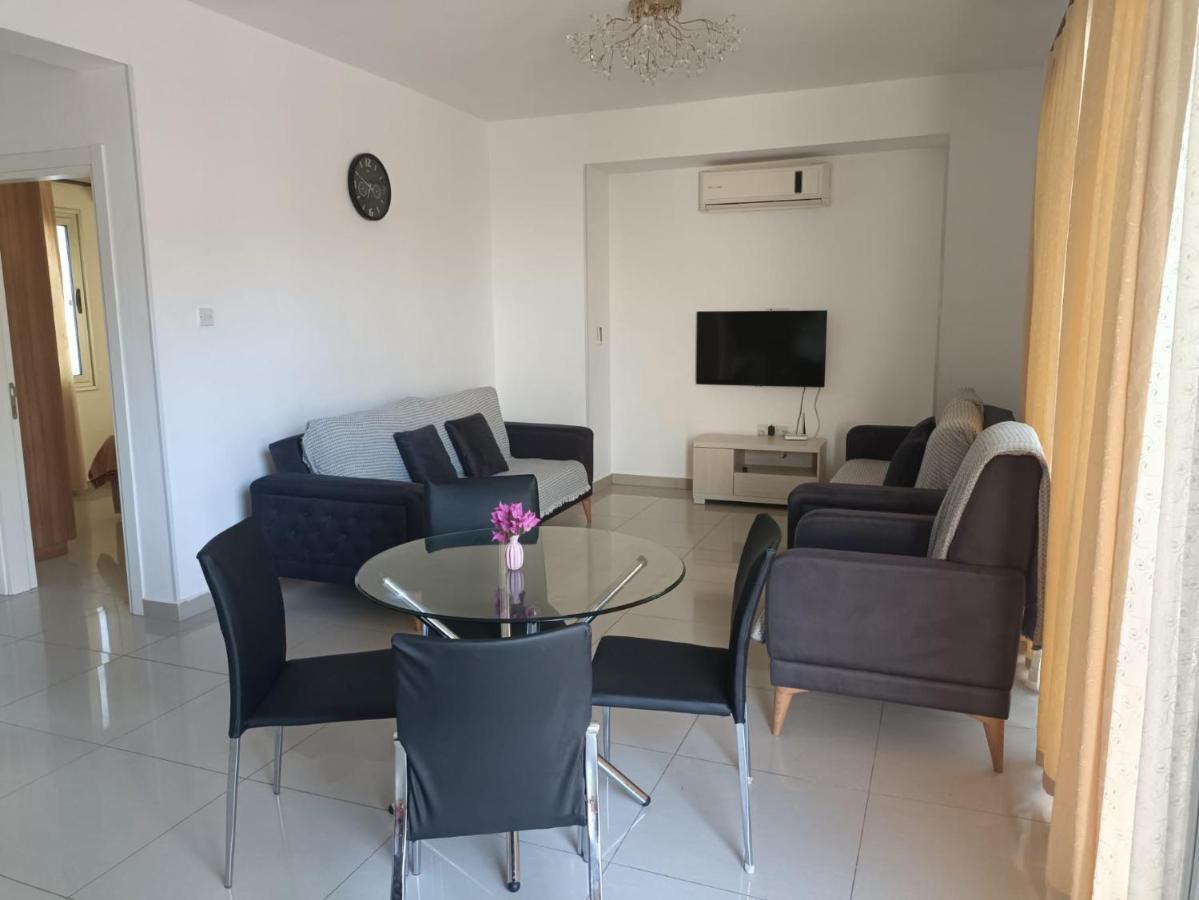 Magic Beach Apartments Kyrenia  Luaran gambar