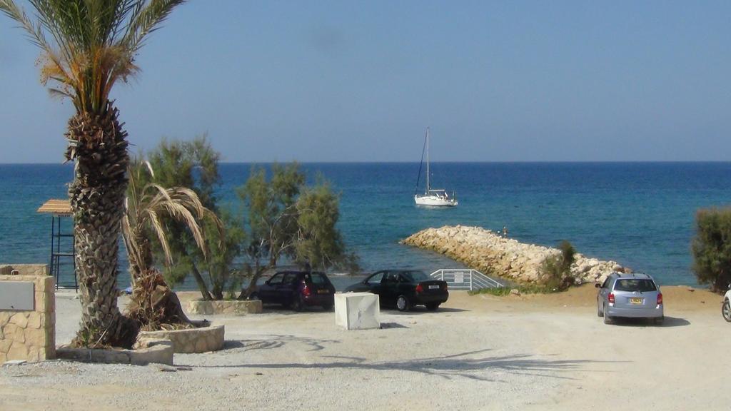 Magic Beach Apartments Kyrenia  Luaran gambar